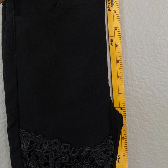 NWOT Cute Stretch Faux Leather Lace Embroidery Skinny Pants size S Black - Picture 6 of 7